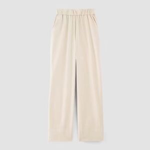 Everlane's The Easy Pant in Canvas, size M